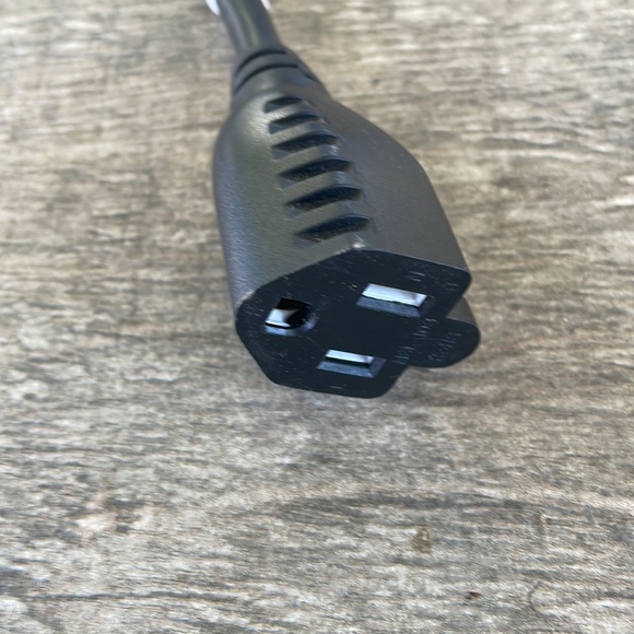 3-Prong Foot Power Extension Cords - Picture 2 of 4